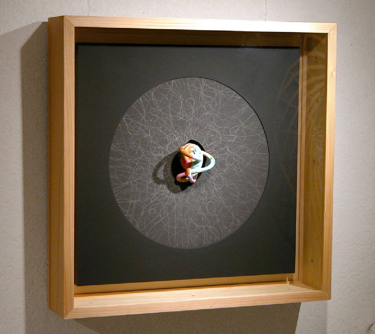 JoeNeill-EntrophyDrawingThree-1985 Dessin carton sur papier noir et sculpture 60x60 cm